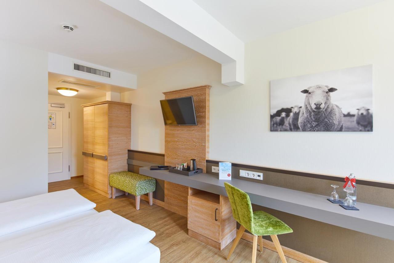 Landgasthof Hotel Hess Neuenstein  Екстер'єр фото